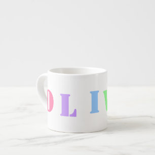 A caneca de criança CONHECIDA personalizada