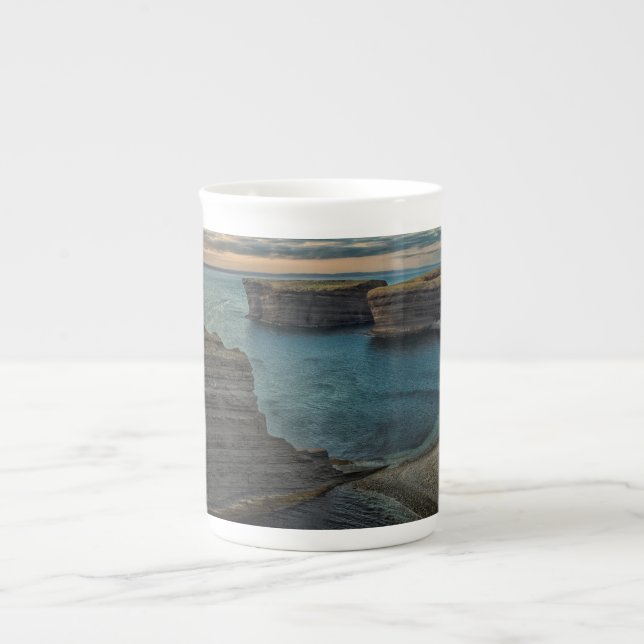 A caneca de porcelana fina The Bell (Frente)