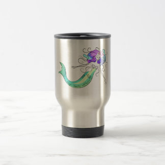 A caneca de viagem da sereia