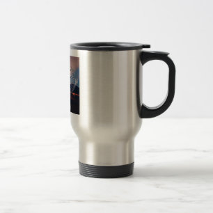 A caneca de viagem do projeto do renascimento do