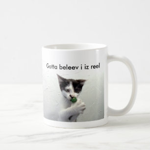 A caneca do lolcat de Kiko "obteve-me ao beleev