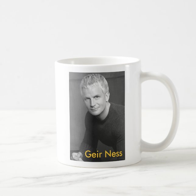A caneca do Ness de Geir (Direita)