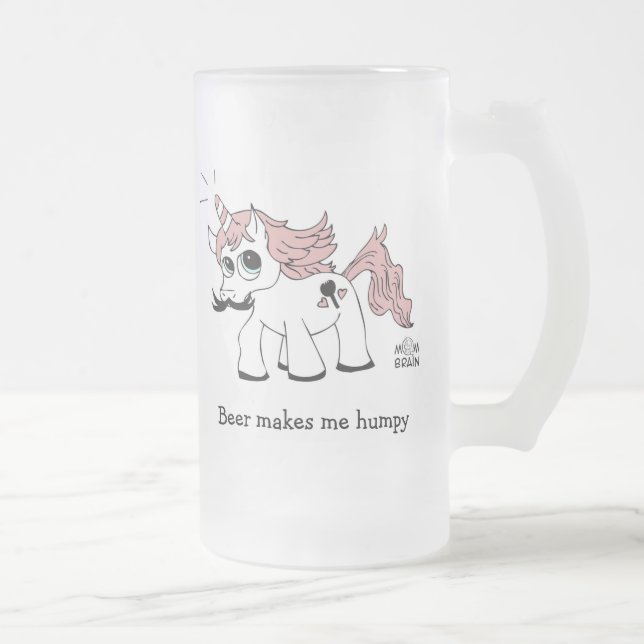 A cerveja faz-me a caneca de cerveja humpy do (Direita)