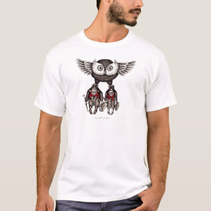 A coruja com duas pessoas abstrai o t-shirt da