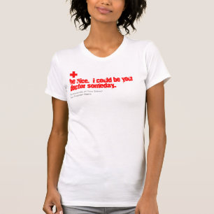A DM personaliza sua camisa da escola