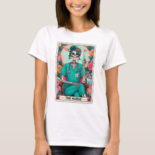 A Enfermeira Tarot Card T-Shirt