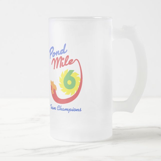 A equipe da milha da lagoa patrocina a caneca de (Direita)