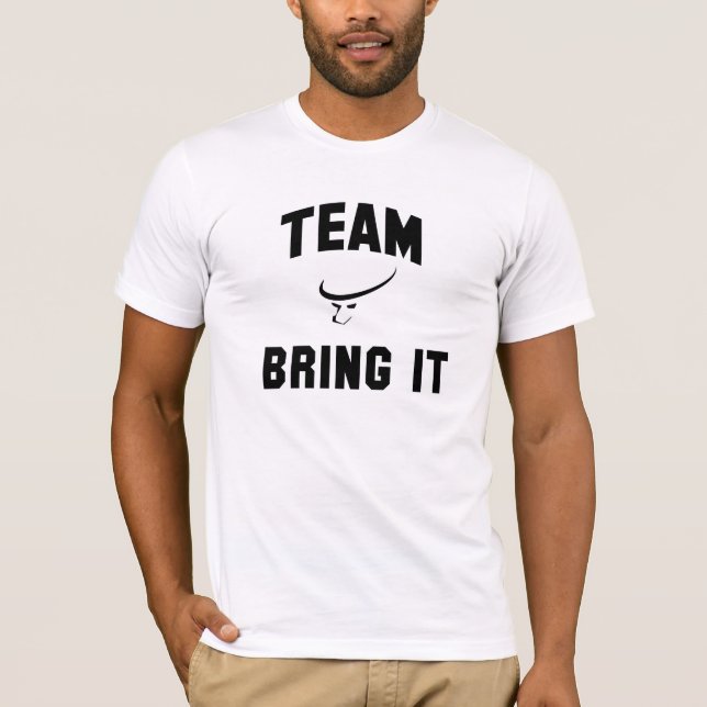 A equipe dos homens traz-lhe a camisa (Frente)
