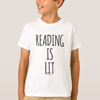 A leitura é t-shirt de ALEC do acampamento do Lit