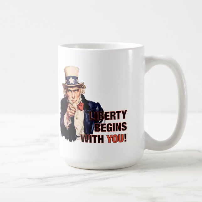 A "liberdade começa com você" a caneca de café (Direita)
