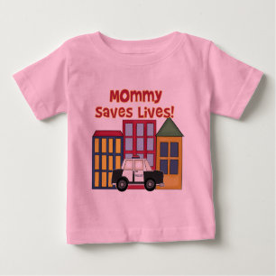 A mamãe da polícia salvar t-shirt e presentes das