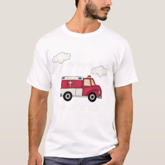 A mamãe de EMT salvar t-shirt e presentes das