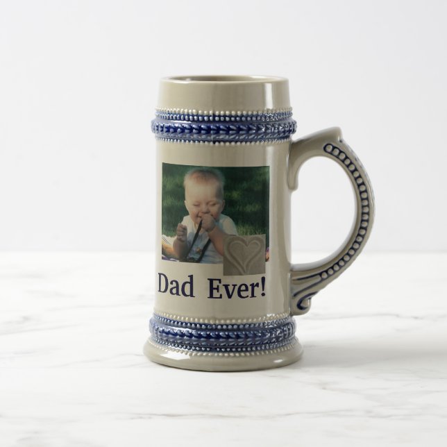 A melhor caneca de cerveja da foto do pai (Direita)