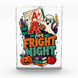 A+ para Fright Night – Escola Assustadora de Hallo
