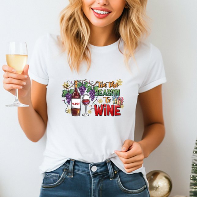 A temporada do vinho na camiseta de Natal (Criador carregado)