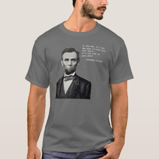 A vida de Lincoln na obscuridade do t-shirt dos