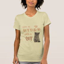 A vida é melhor com uma camisa de gato