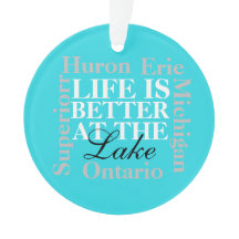 A vida é melhor no ornamento do lago