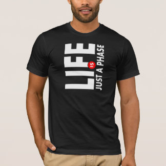 A vida é t-shirt avaliado em excesso (da