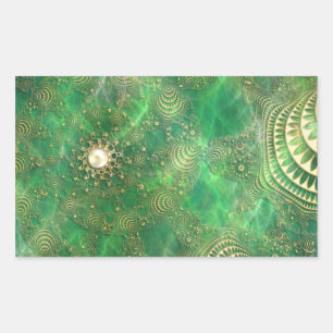 Abaixo das etiquetas esmeraldas do mar