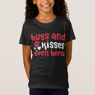 abraços e beijos T-Shirt