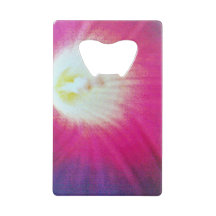 Abridor de garrafa roxo do cartão de crédito