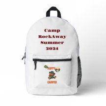 Acampamento De Verão Traz Um Feliz Urso Caçador