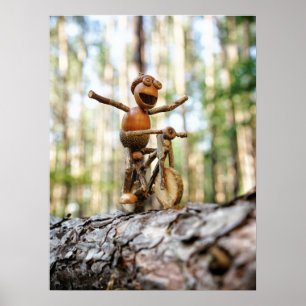 Acorn elf andando de bicicleta sem segurar poster