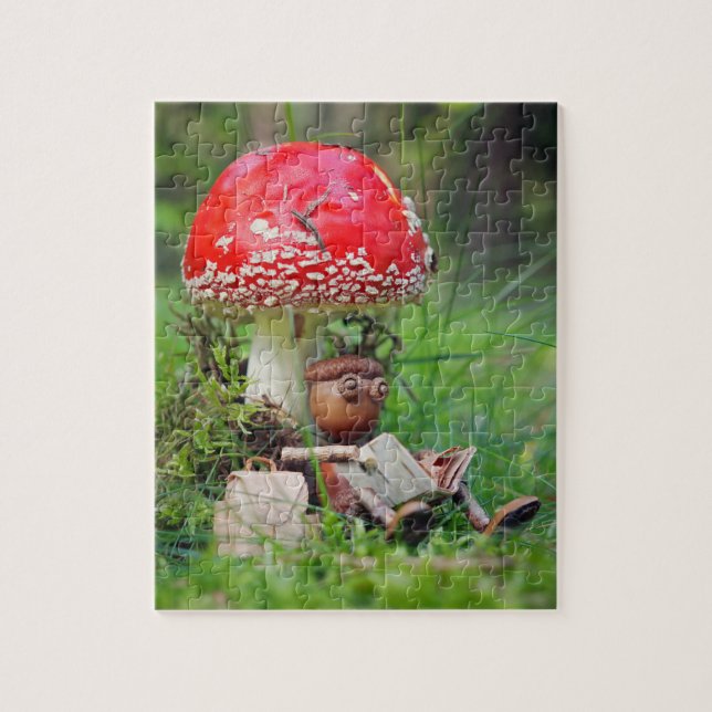 Acorn elf lendo um livro de serra quebra-cabeça (Vertical)