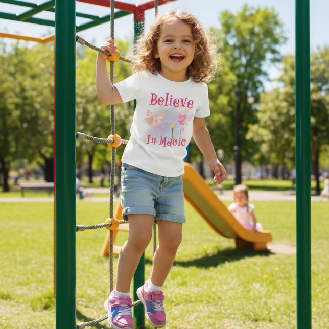 Acredite em T-Shirt mágico (Criador carregado)