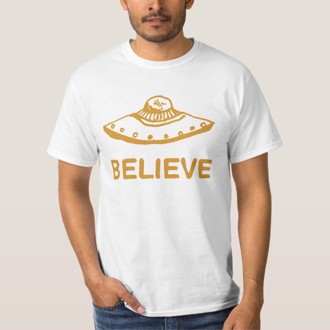 Acredite no t-shirt dos aliens (Frente)