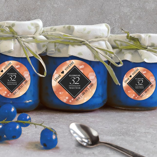 Adesivo 32º aniversário de casamento em Bronze (Elegant 32nd Bronze Wedding Anniversary Round Sticker Cover Photo.)