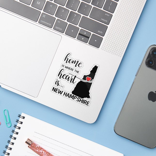 Adesivo A casa de New Hampshire é onde está o coração (Notebook com iPhone)