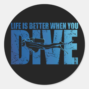 Adesivo A Vida É Melhor Quando Você Vive - Scuba Merging