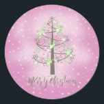 Adesivo Angel Christmas Tree Orchid Pink ID197<br><div class="desc">Uma árvore de Natal estilizada única, tocada por anjos, canas doces e galhos, é colocada sobre um fundo de pequenos flocos de neve para o design apresentado neste autocolante. O belo texto de 'Feliz Natal' é opcional e pode ser apagado se preferir. Procure ID197 para ver outros produtos com este...</div>