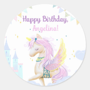 Adesivo Aniversário com um adorável unicórnio.