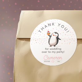 Adesivo Aniversário da menina da celebração do pinguim-cup