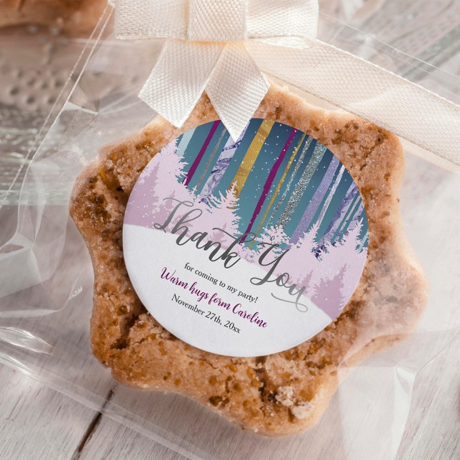 Adesivo Aniversário do inverno da Floresta de Neve Púrpura (Criador carregado)