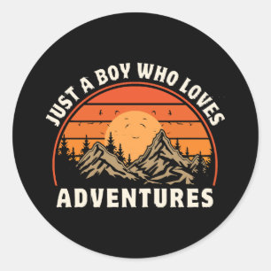 Adesivo apenas um menino que ama aventuras