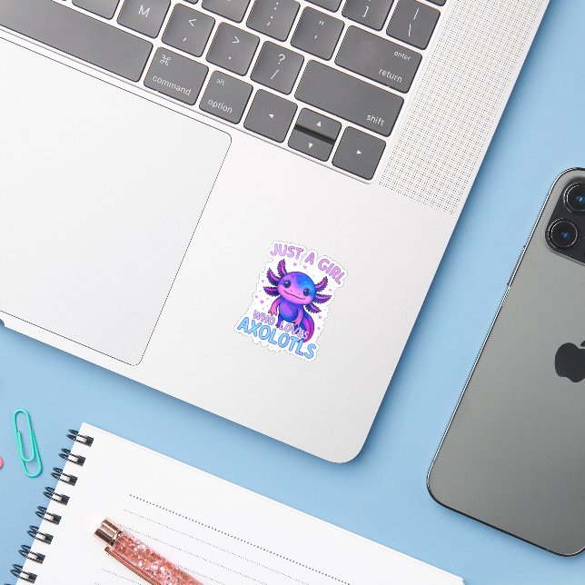 Adesivo Apenas Uma Que Ama Axolotes (Notebook com iPhone)