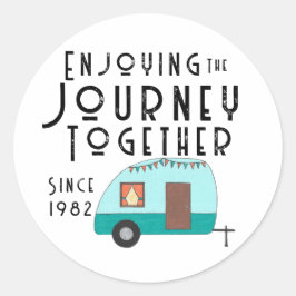Adesivo Aproveitando a Viagem Juntos da Campanha Retro
