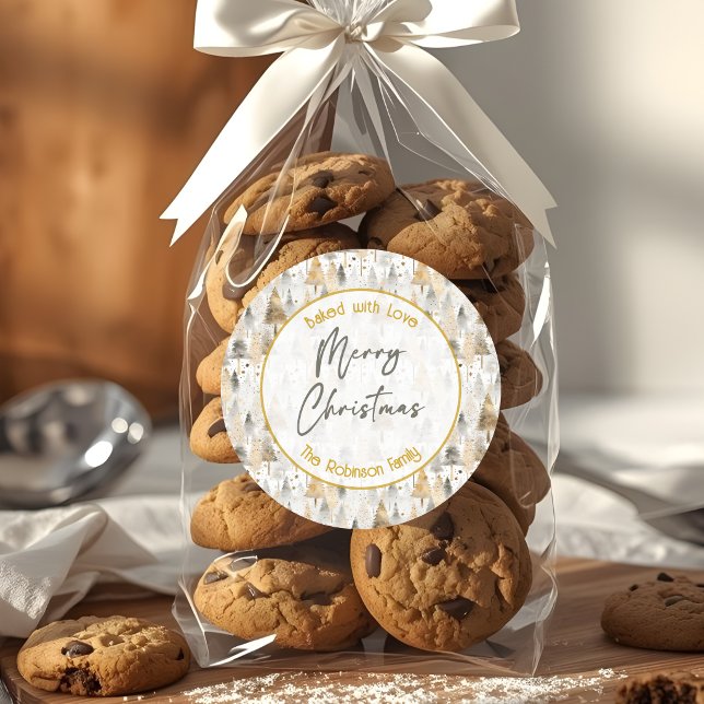 Adesivo Assado Com Amor Feliz Natal Árvores Neutras (Baked with Love Merry Christmas Neutral Trees round sticker with Family Name.)