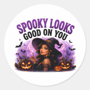 Adesivo 🕸️ Assustador Fica Bem Em Você Citação de Hallowe