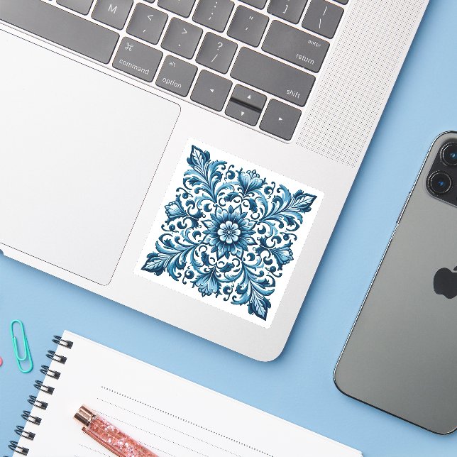 Adesivo Azulejo azul português (Notebook com iPhone)