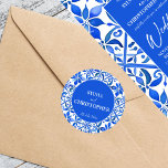 Adesivo Azulejos Espanhóis de Talavera Azul, todos em um c<br><div class="desc">Azulejo Talavera Espanhol azulejos mexicanos elegantes adesivos de casamento modelo,  cores vibrantes e corajosas tipografia casual moderna etiquetas de casamentos noivos noiva e nomes de noivos</div>