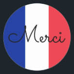 Adesivo Bandeira da França Colors Merci<br><div class="desc">Merci... um obrigado francês que você envia contra as cores da bandeira francesa. Você pode mudar o estilo de caligrafia monolina moderna para criar sua própria mensagem de texto personalizada. Tente um estilo de fonte, tamanho e cor diferentes e personalize o design de texto para fazer seus próprios adesivos de...</div>