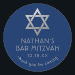 Adesivo Bar Mitzvah Obrigado Estrela Prateada Azul de Davi<br><div class="desc">O elegante bar clássico azul e prateado mitzvah "obrigado você" personalizou adesivos com nome personalizado,  data e Estrela de David.</div>