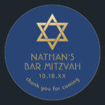 Adesivo Bar Mitzvah Obrigado Marinho Estrela Dourada Azul<br><div class="desc">O elegante bar clássico azul e dourado mitzvah "obrigado você" personalizou adesivos com nome personalizado,  data e Estrela de David.</div>