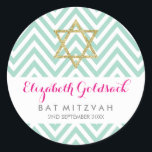 Adesivo BAT MITZVAH SEAL Chevron padrão menta dourada<br><div class="desc">Um pequeno ENVELOPE SEAL ou FAVOR STICKER para o BAT MITZVAH do seu filho.Não há desculpa de que o seu artigo de apresentação de eventos não possa parecer INCRÍVEL pelo preço certo - uau, os seus amigos e família com este pequeno número;D Configurar como modelo é simples adicionar os seus...</div>