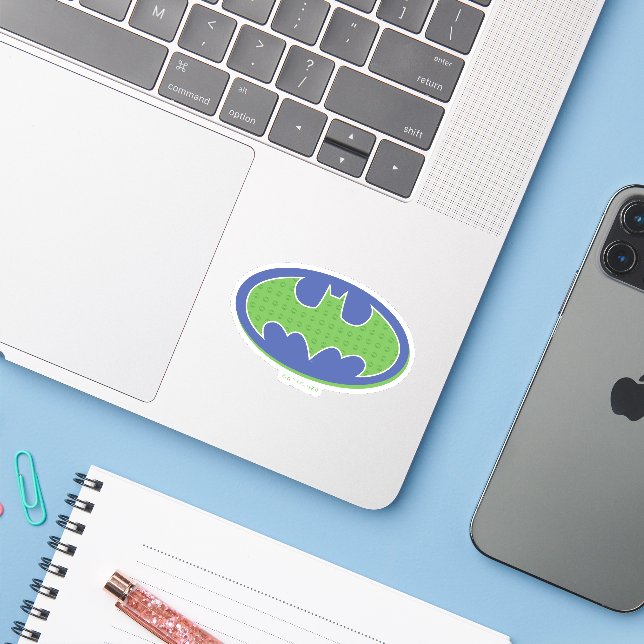 Adesivo Batman | Símbolo roxo e verde (Notebook com iPhone)